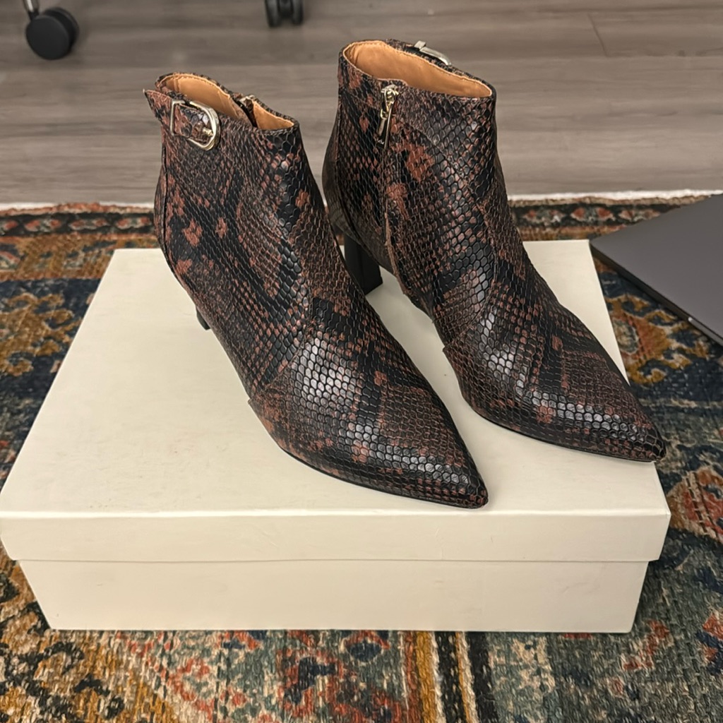 Joie Rawly Snakeskin Boot Size 37.5 Lightly Used!